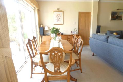 165 Maney Hill Road, Sutton Coldfield, B72 1JW