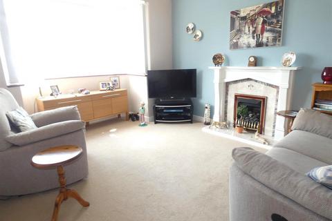 165 Maney Hill Road, Sutton Coldfield, B72 1JW