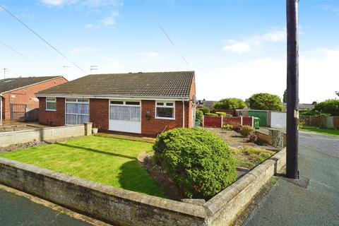 2 bedroom terraced bungalow for sale, Derwent Close, Cottingham