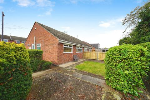 2 bedroom terraced bungalow for sale, Derwent Close, Cottingham