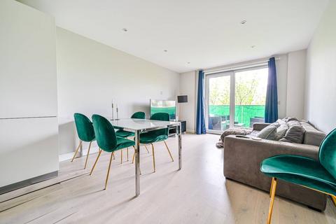 1 bedroom flat for sale, Plough Road, Battersea, London, SW11