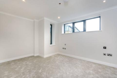 1 bedroom flat to rent, Brentford High Street, Brentford, TW8