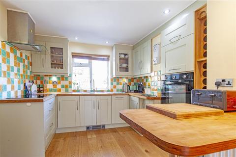 3 bedroom end of terrace house for sale, Sunny Bank Lane, Tideswell, Buxton