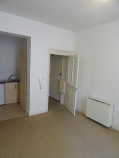 1 bedroom ground floor flat to rent, Christchurch Road, Bournemouth BH1