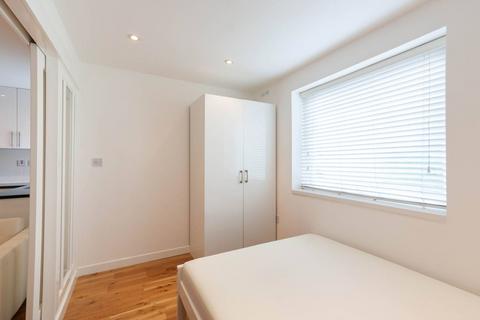 1 bedroom flat to rent, Southerton Road, Hammersmith, London, W6