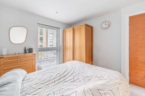 1 bedroom flat for sale, Stanmore Place, Stanmore, HA7