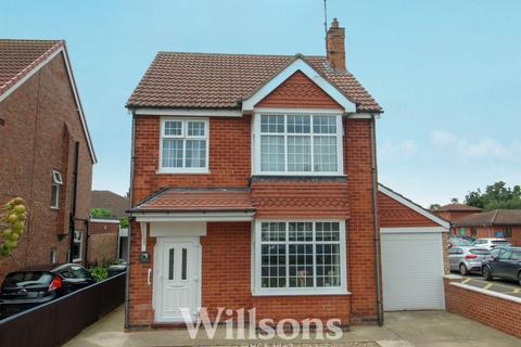 3 bedroom detached house for sale, Lincoln Road, Skegness