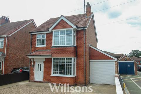 3 bedroom detached house for sale, Lincoln Road, Skegness