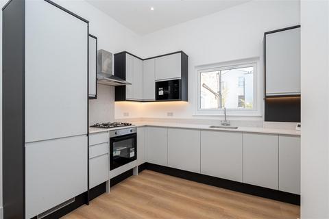 3 bedroom flat for sale, Portnall Road, London W9