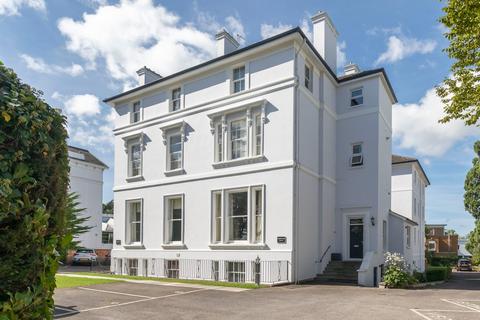 2 bedroom apartment for sale, The Park, Cheltenham, GL50