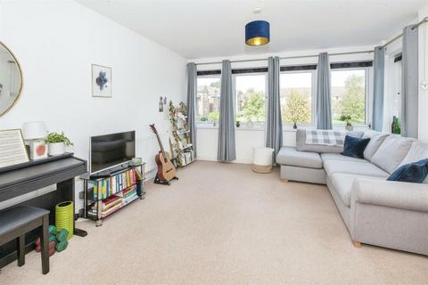 1 bedroom apartment for sale, Bells Hill Green, Stoke Poges SL2