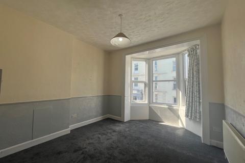 3 bedroom apartment to rent, Shaftesbury Road Southsea PO5