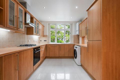 5 bedroom terraced house to rent, Loudoun Road, St John's Wood, NW8