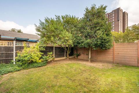 1 bedroom flat for sale, Redclyffe Road, Upton Park, London, E6