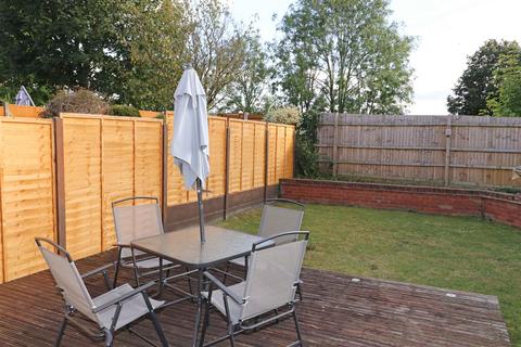 4 Hughes Close, Woodloes Park, Warwick, CV34 5FA