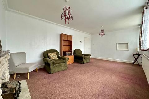 2 bedroom flat for sale, Radford Court, Billericay CM12