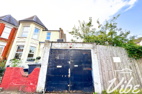 Industrial unit to rent, East Bank Rd, London N16