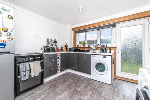 3 bedroom terraced house for sale, 184 Primrose Lane, Rosyth