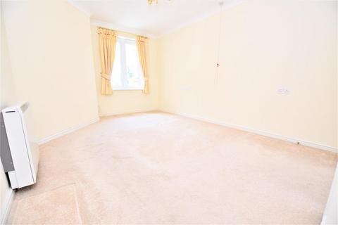 2 bedroom retirement property to rent, Ashingdon Road, Rochford