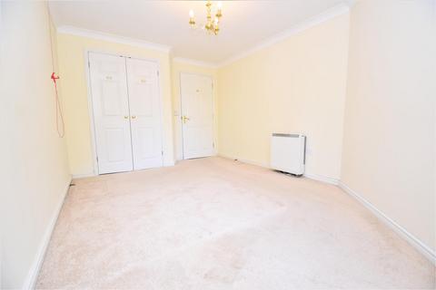 2 bedroom retirement property to rent, Ashingdon Road, Rochford