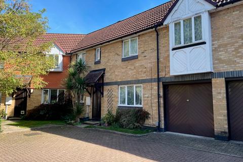 2 bedroom terraced house to rent, Woking GU21