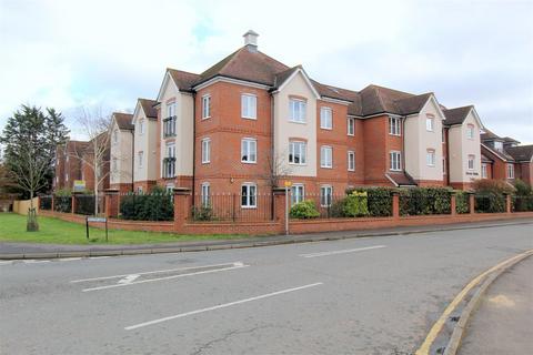 1 bedroom apartment for sale, Oyster Lane, Byfleet