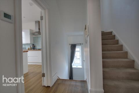 3 bedroom flat for sale, Victoria Place, Newport