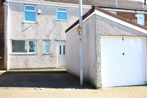 3 bedroom townhouse for sale, Ulverston Close, Near Royal Blackburn Hospital, Blackburn