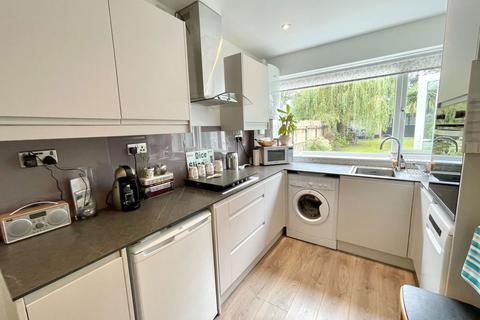 3 bedroom semi-detached house for sale, Sandgate Road, Hall Green