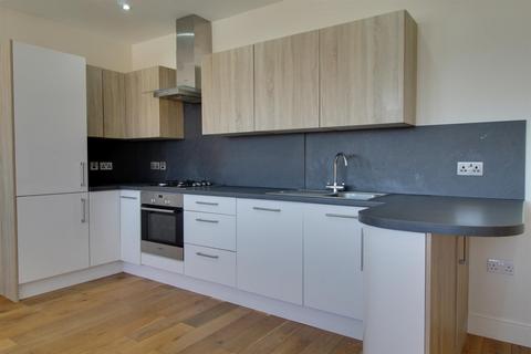 1 bedroom flat to rent, Garth Road, Morden SM4