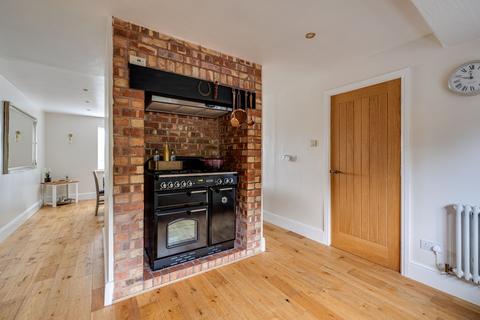 Mountain View Alltami Road, Buckley, CH7 3PF