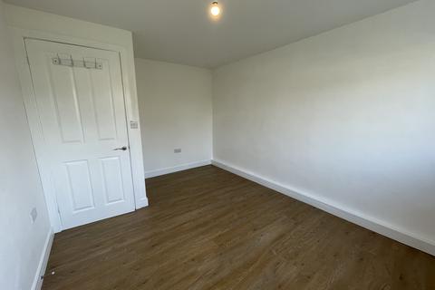 2 bedroom ground floor maisonette to rent, Chelmer Road, Witham CM8