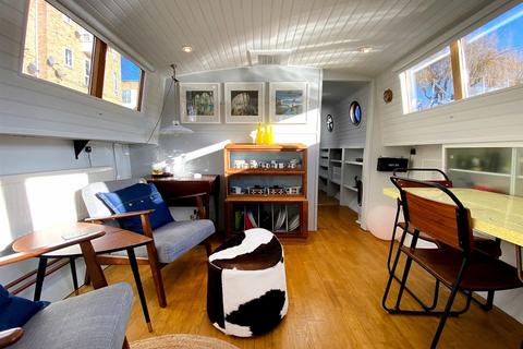 2 bedroom houseboat for sale, Greenland Dock, London SE16