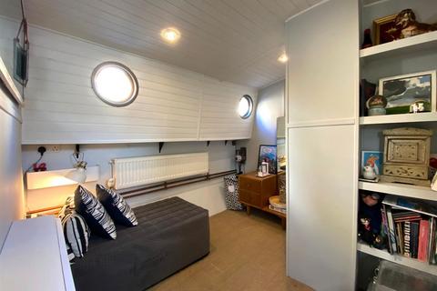 2 bedroom houseboat for sale, Greenland Dock, London SE16