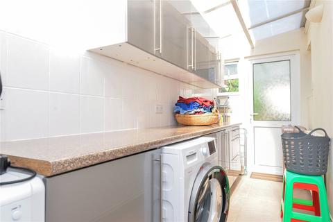 3 bedroom terraced house for sale, Ferndale Road, New Milton, Hampshire, BH25