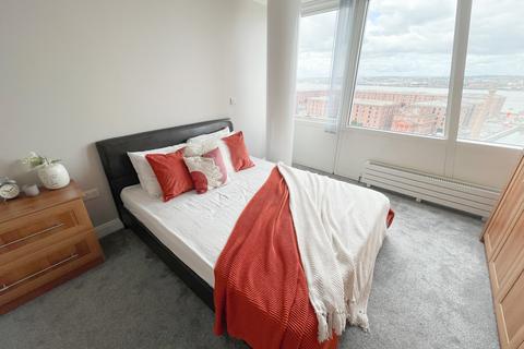 3 bedroom apartment to rent, One Park West, L1 8ND,