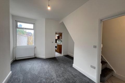 2 bedroom terraced house to rent, Gifford Street, Middlesbrough, North Yorkshire, TS5