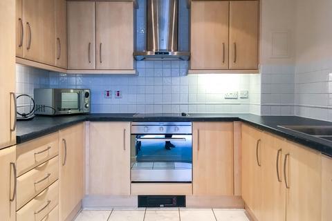 1 bedroom apartment to rent, Boardwalk Place, Canary Wharf, London E14