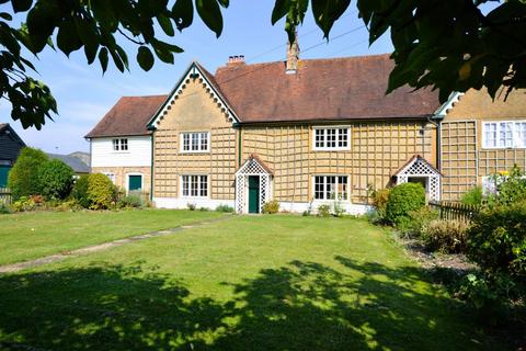 4 bedroom semi-detached house to rent, Clay End, Walkern, Hertfordshire