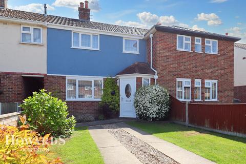 3 bedroom terraced house for sale, Nuffield Crescent, Gorleston