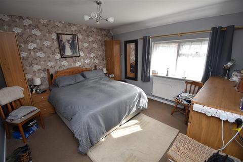 13 Lodway Close, Pill, Bristol, BS20 0DE