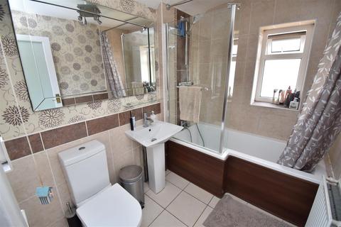 13 Lodway Close, Pill, Bristol, BS20 0DE