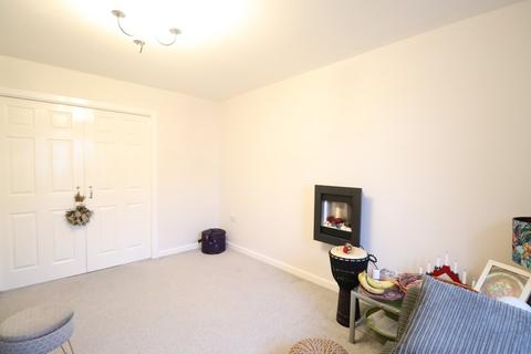 3 bedroom semi-detached house for sale, Borrowdale Crescent, Leeds, West Yorkshire, LS12