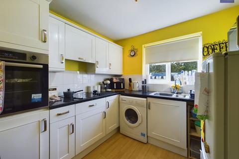 1 bedroom ground floor flat for sale, Clover Avenue, Lytham St. Annes, FY8