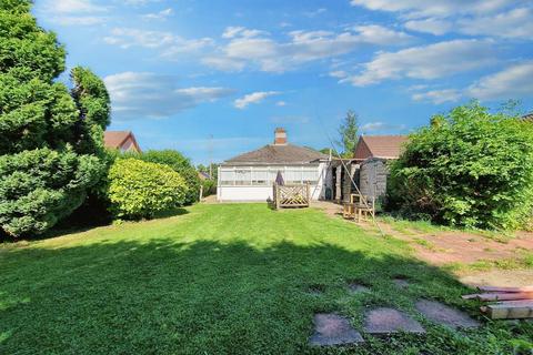 2 bedroom detached bungalow for sale, Station Road, Sutterton