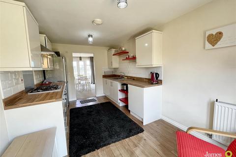 3 bedroom semi-detached house for sale, Kingfisher Walk, Newport