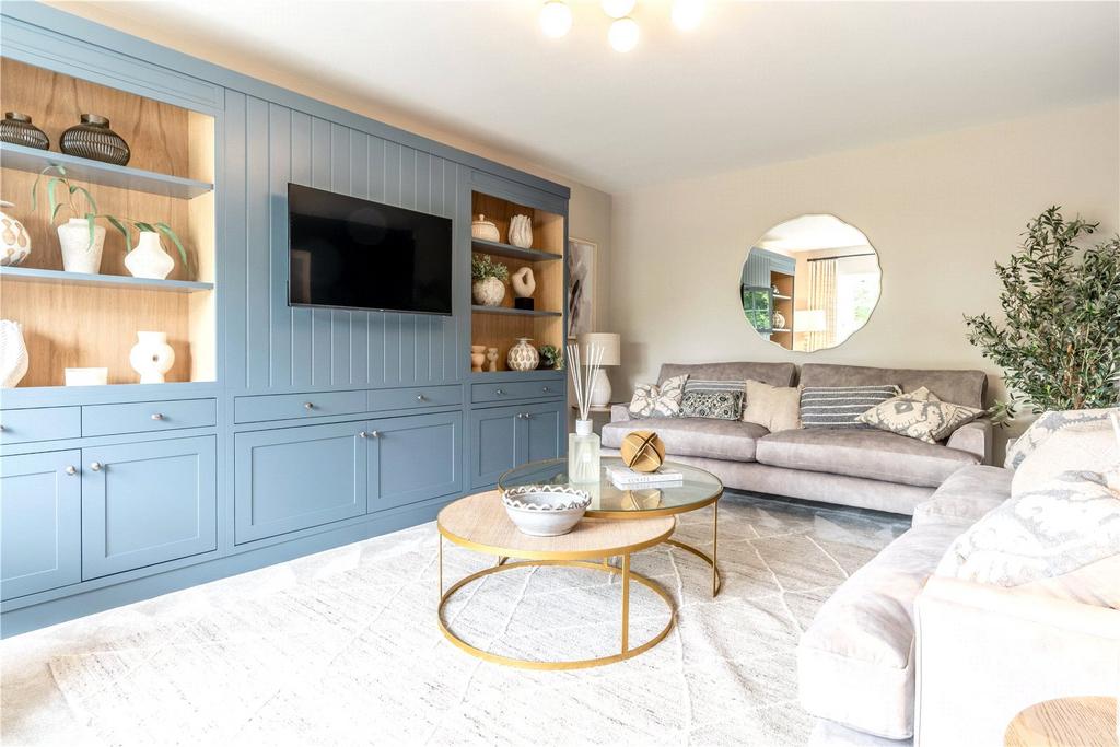 Show Home Living