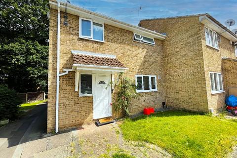 3 bedroom end of terrace house for sale, Riffhams, Brentwood