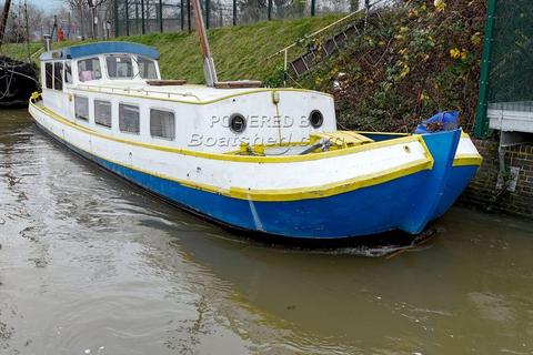 2 bedroom houseboat for sale, Thames Ditton Marina, Long Ditton Surbiton KT6