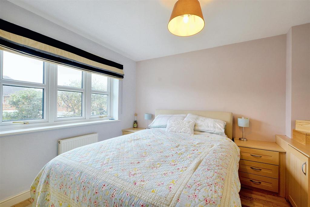 Bedroom 1 2.jpeg